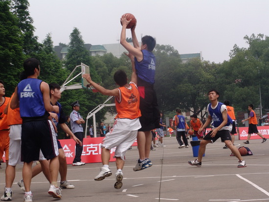 向观众