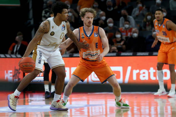 都在考验着 都在考验着