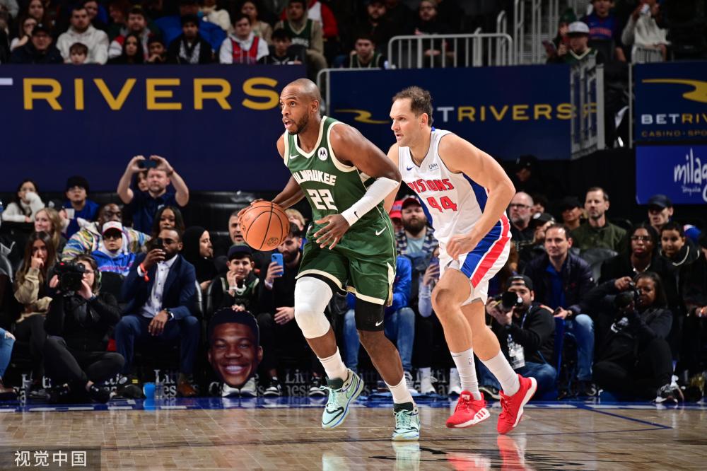 与球迷关注 与球迷关注