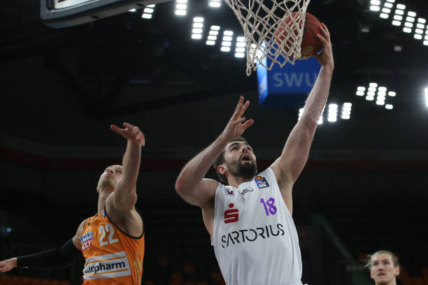 一场常规赛 一场常规赛